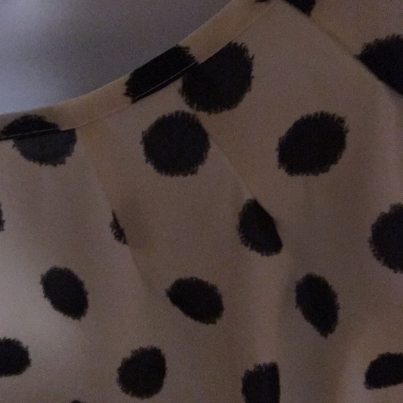 Lauren Conrad black polka dot top sz Med - Picture 5 of 5